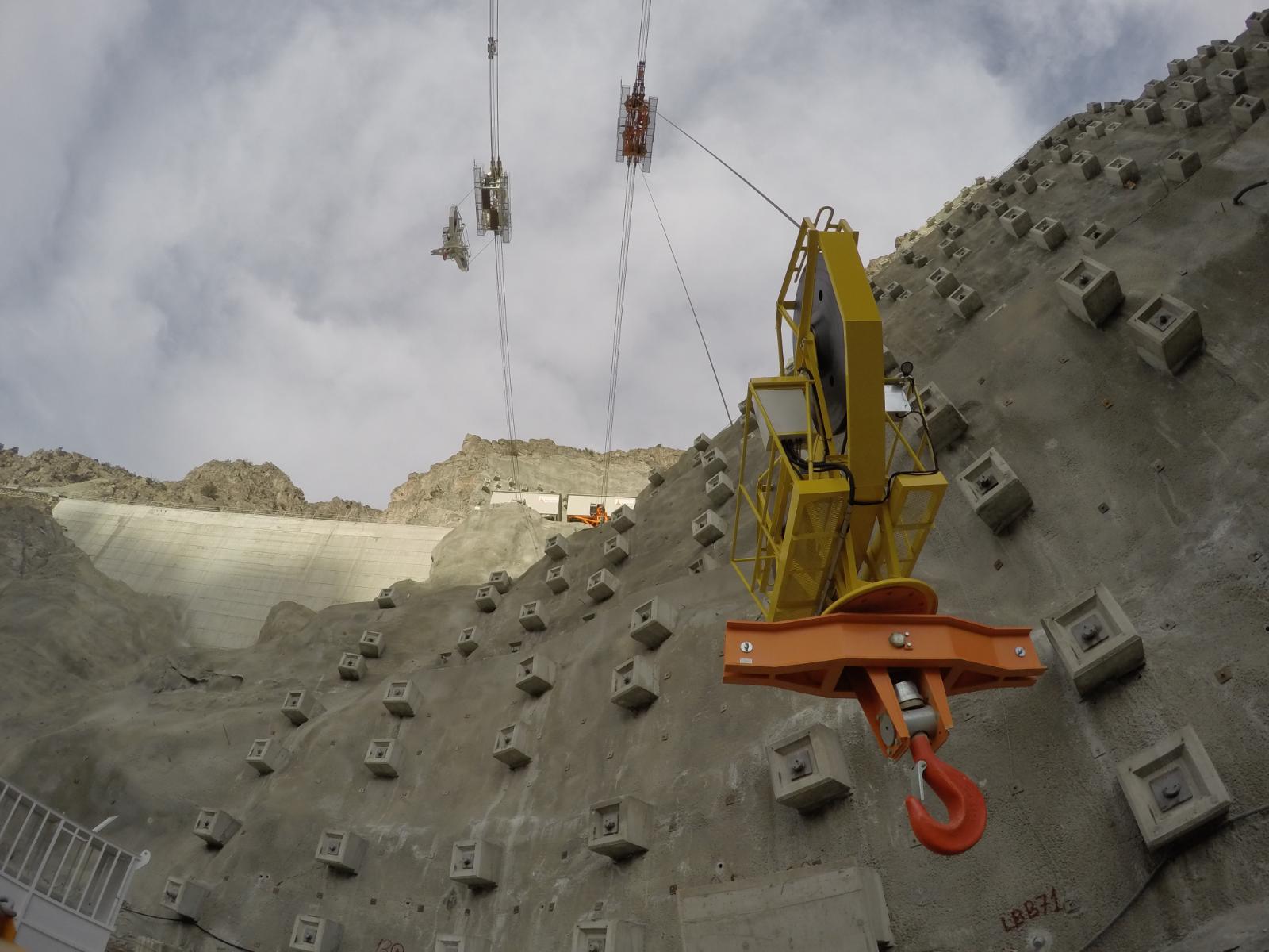 Blondin Yusufeli, Turchia